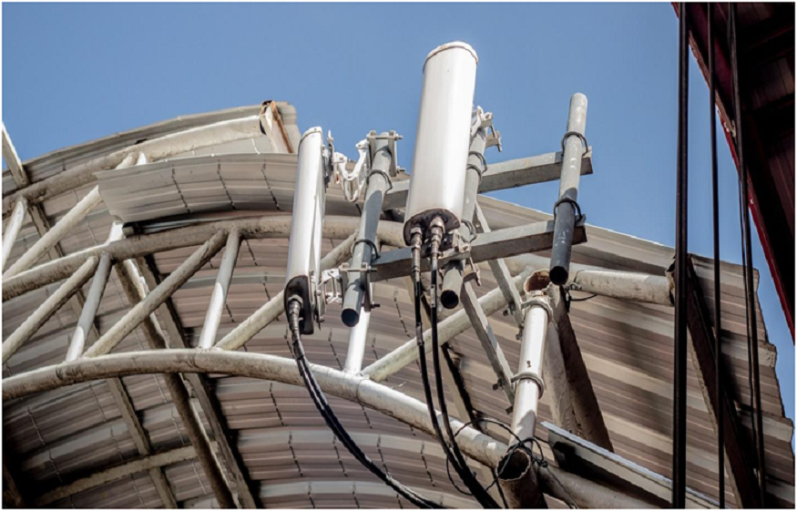 DAS antenna installation